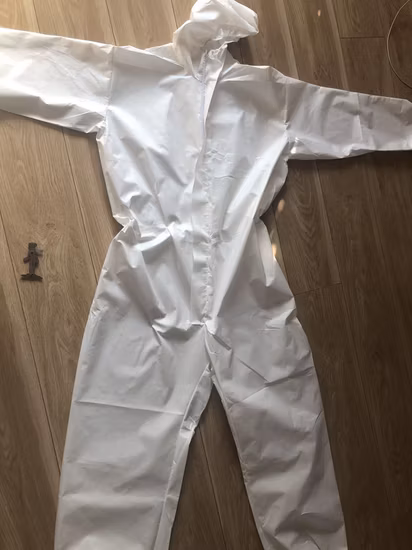 Cheap Professional Isolation Gown Protective Suit Clothing Anti Virus Disposable Personal Suit Chemical Waterproof Protection Isolation Clothing Overalls Suit
